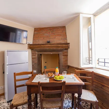 Chiesa Apartment *