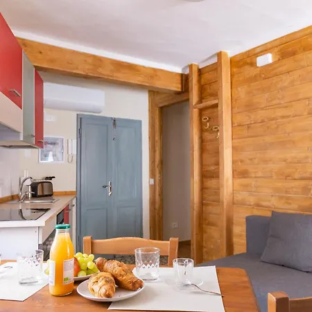 Chiesa Apartment