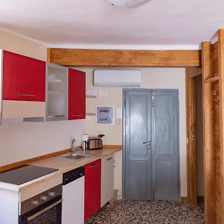 Apartment Chiesa *